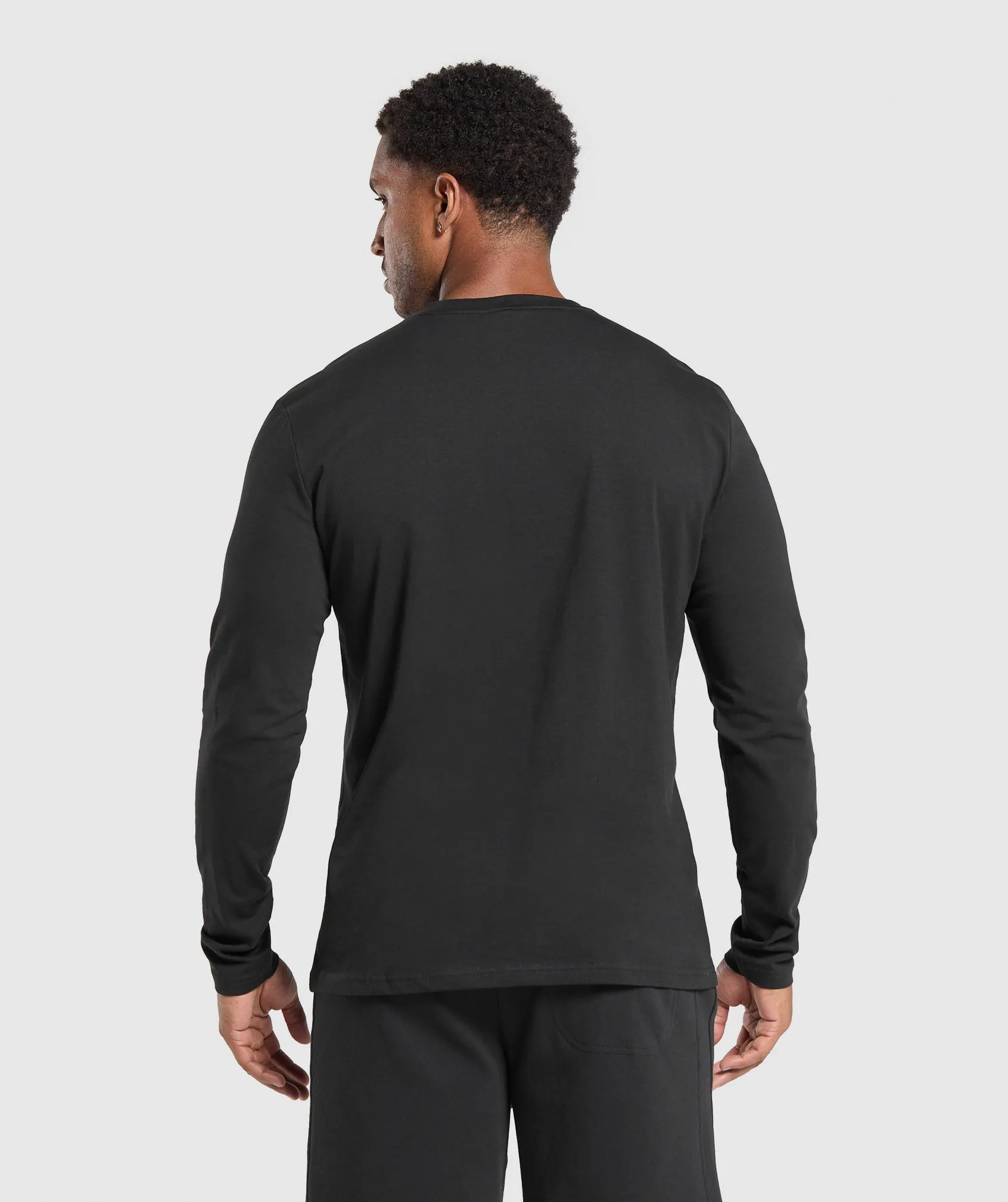 Gymshark Crest Long Sleeve T-Shirt - Black